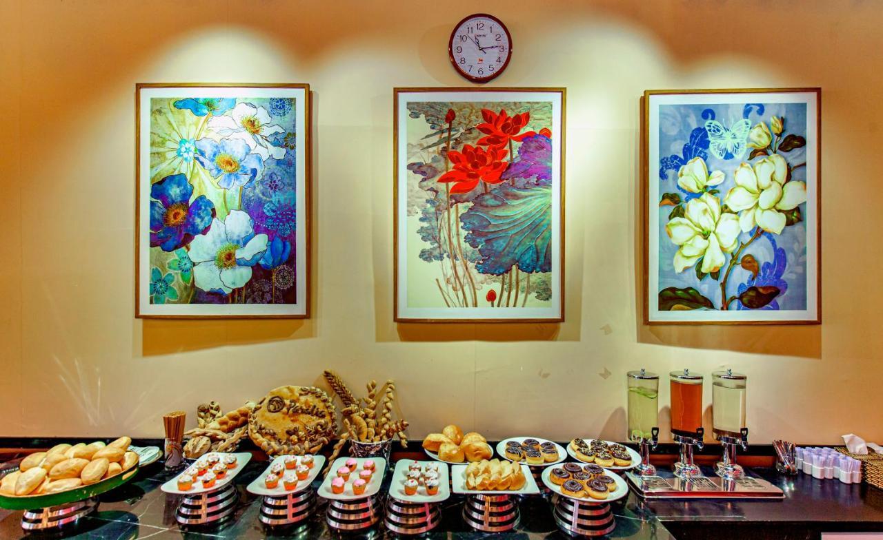 Paralia Hotel Nha Trang Exterior photo
